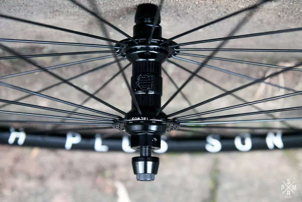 H+Son Archetype X BLB KING HUB Track Laufradsatz Schwarz, 32Loch 8 H+Son Archetype X BLB KING HUB Track Laufradsatz Schwarz, 32Loch – Bild 6