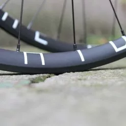 H+Son THE HYDRA X SwiftArt. Boost Track Laufradsatz 32 Loch 14 H+Son THE HYDRA X SwiftArt. Boost Track Laufradsatz 32 Loch -Ridea Verkäufe H Son Hydra LRS 4