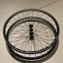 H+Son THE HYDRA X MACK HUBS Low Flange Track Laufradsatz -Ridea Verkäufe Hydra Mack Wing LRS 10