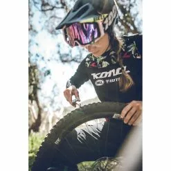 Lezyne Classic Tubeless Kit - Reparatur Set 9 Lezyne Classic Tubeless Kit - Reparatur Set -Ridea Verkäufe Lezyne Classic Tubeless Kit 4