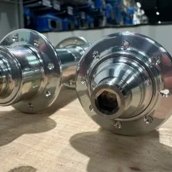 MACK HUBS Superlight Track Naben-Set Low Flange -geschlitzt- 16 Loch Silber Fixed-only -Ridea Verkäufe Mack LR 16 Nabenset silber 2