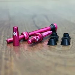 Muc-Off Tubeless Ventile 60mm - Farbig -Ridea Verkäufe Muc Off Tubeless Ventile 3