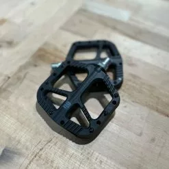 NG Sports Myntee Plattform Pedal, Kunststoff - Schwarz 7 NG Sports Myntee Plattform Pedal, Kunststoff - Schwarz -Ridea Verkäufe NG Sports Myntee Pedal 3 scaled