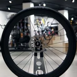 SMParts. Force 45, T700 Clincher TLR Carbon Felge UD Matt, 700c 28" -Ridea Verkäufe SMP Force45 Carbonfelge UD 5