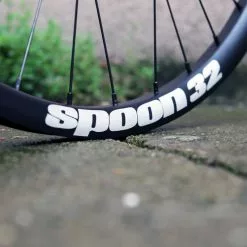 Spank SPOON32 26" Hinterrad Mit HOPE Pro4 Disc Hinterrad / Schwarz -Ridea Verkäufe Spoon32 Pro4 Microspline 2