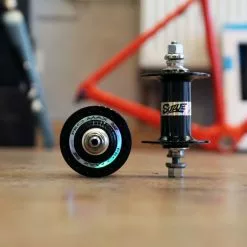 Suzue Pro Max CARBON Track Hochflansch Vorderradnabe - Schwarz -Ridea Verkäufe Suzue ProMax Carbon hub black 1