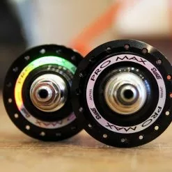 Suzue Pro Max CARBON Track Hochflansch Vorderradnabe - Schwarz -Ridea Verkäufe Suzue ProMax Carbon hub black 7