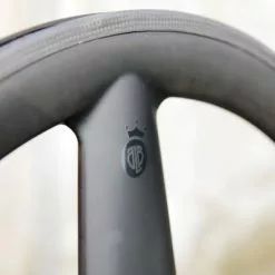 BLB Notorious Z3 Voll-Carbon Tri-Spoke - Vorderrad -Ridea Verkäufe blb notorious z3 front wheel full carbon3