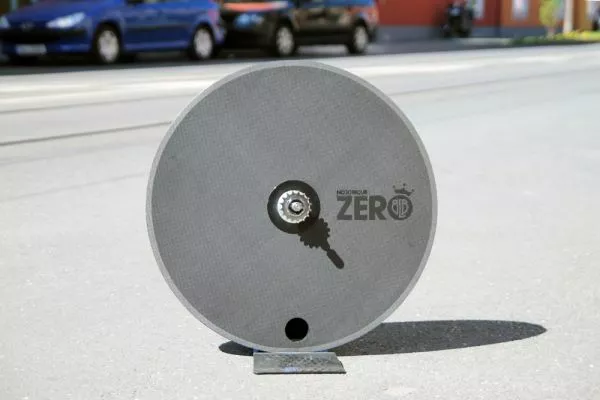 BLB Notorious Zero Carbon Disc Clincher Scheibe Fixed/Fixed 9 BLB Notorious Zero Carbon Disc Clincher Scheibe Fixed/Fixed – Bild 7