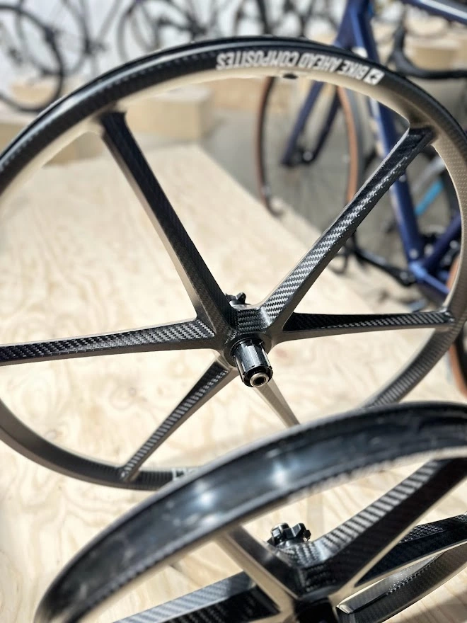 Kvirder Biturbo Carbon Bullitt 6-Speichen Laufräder Für Lastenrad 20" // 26" 9 Kvirder Biturbo Carbon Bullitt 6-Speichen Laufräder Für Lastenrad 20" // 26" – Bild 7