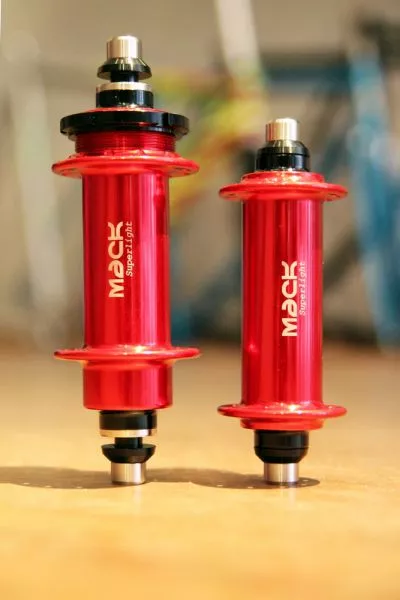 MACK HUBS Superlight Track Vorderrad Nabe Niederflansch - Farbig 3 MACK HUBS Superlight Track Vorderrad Nabe Niederflansch - Farbig