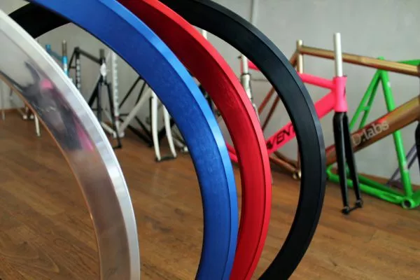 SMParts. SM-Parts SMP43 Hochprofil Aluminium Felge 28" 700c - Poliert 4 SMParts. SM-Parts SMP43 Hochprofil Aluminium Felge 28" 700c - Poliert – Bild 2