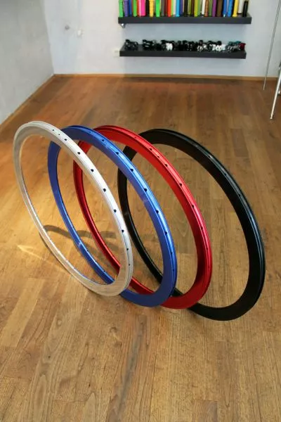 SMParts. SM-Parts SMP43 Hochprofil Aluminium Felge 28" 700c - Poliert 9 SMParts. SM-Parts SMP43 Hochprofil Aluminium Felge 28" 700c - Poliert – Bild 7