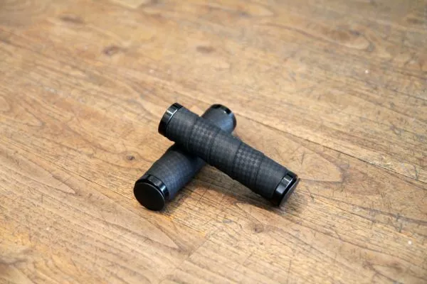 SMParts. SM-Parts Kork Gel Lock-on Griffe Schwarz 3 SMParts. SM-Parts Kork Gel Lock-on Griffe Schwarz