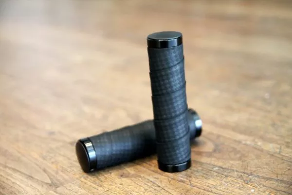 SMParts. SM-Parts Kork Gel Lock-on Griffe Schwarz 5 SMParts. SM-Parts Kork Gel Lock-on Griffe Schwarz – Bild 3