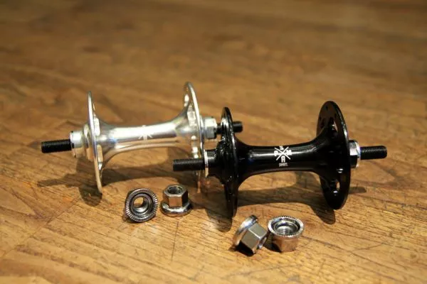 SMParts. SM-Parts Track Hochflansch Vorderradnabe 3 SMParts. SM-Parts Track Hochflansch Vorderradnabe