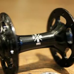 SMParts. SM-Parts Track Hochflansch Vorderradnabe 43 SMParts. SM-Parts Track Hochflansch Vorderradnabe -Ridea Verkäufe smp track front hub black 2