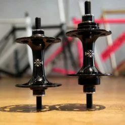 SMParts. SM-Parts Track Hochflansch Vorderradnabe 36 SMParts. SM-Parts Track Hochflansch Vorderradnabe -Ridea Verkäufe smp track set 3