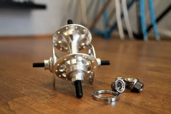 SMParts. SM-Parts Track Hochflansch Vorderradnabe 4 SMParts. SM-Parts Track Hochflansch Vorderradnabe – Bild 2