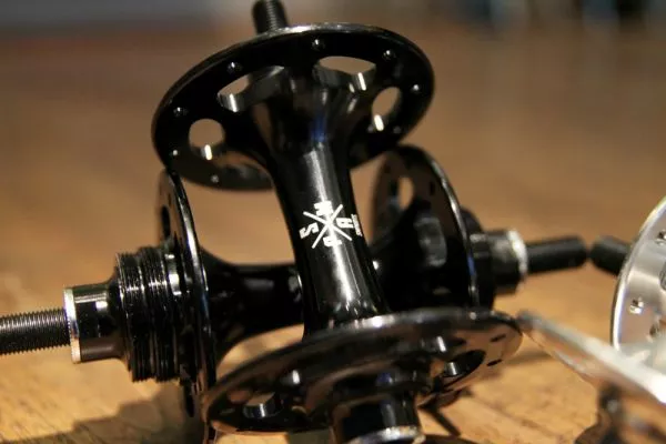 SMParts. SM-Parts Track Hochflansch Vorderradnabe 16 SMParts. SM-Parts Track Hochflansch Vorderradnabe – Bild 14