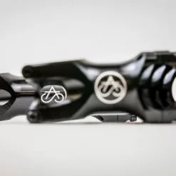 SwiftArt. Bolt CNC Vorbau 31.8mm -Ridea Verkäufe swiftart.bolt vorbau detail black 1