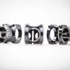 SwiftArt. Bolt CNC Vorbau 31.8mm -Ridea Verkäufe swiftart.bolt vorbau detail black 6