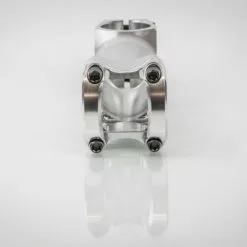 SwiftArt. Bolt CNC Vorbau 31.8mm -Ridea Verkäufe swiftart.bolt vorbau detail silver 1