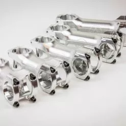 SwiftArt. Bolt CNC Vorbau 31.8mm -Ridea Verkäufe swiftart.bolt vorbau silver all