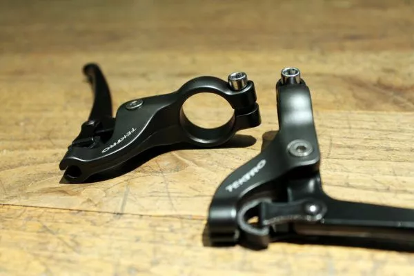 Tektro FL-750 Bremshebel-Set 22,2mm 5 Tektro FL-750 Bremshebel-Set 22,2mm – Bild 3