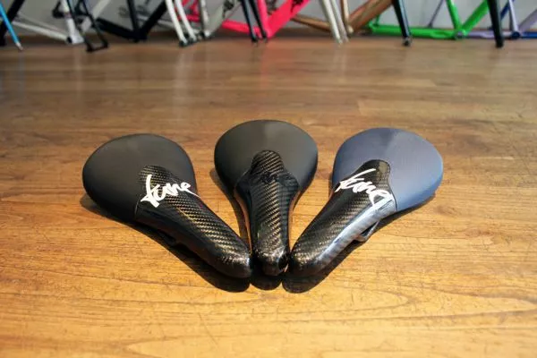 Tune Komm-Vor Vollcarbon Sattel - 95g 4 Tune Komm-Vor Vollcarbon Sattel - 95g – Bild 2