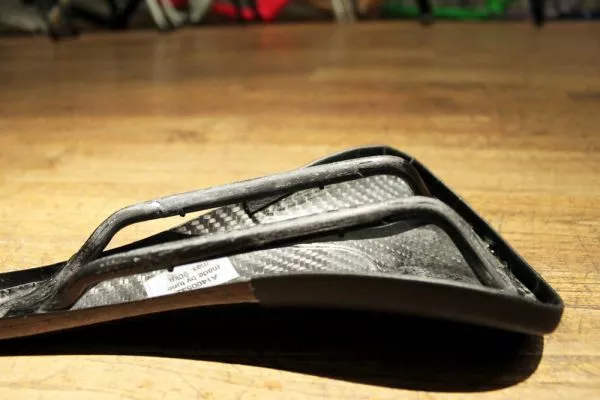 Tune Komm-Vor Vollcarbon Sattel - 95g 8 Tune Komm-Vor Vollcarbon Sattel - 95g – Bild 6